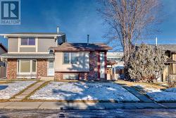 5312 TEMPLE Road NE  Calgary, AB T1Y 3B2