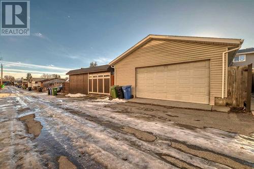 5312 Temple Road Ne, Calgary, AB - Outdoor With Exterior