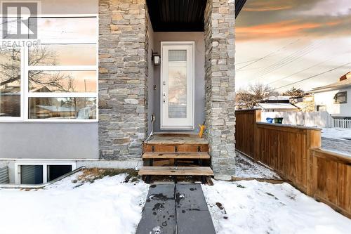 415 6 Street Ne, Calgary, AB - Outdoor