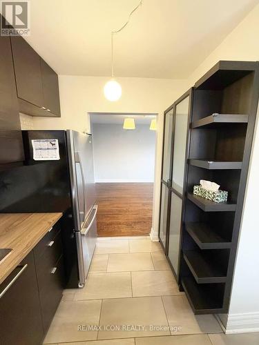 606 Mcroberts Avenue, Toronto, ON - Indoor Photo Showing Kitchen