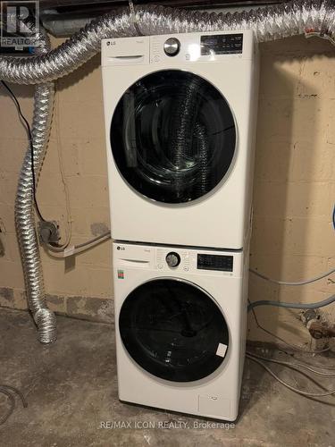 606 Mcroberts Avenue, Toronto, ON - Indoor Photo Showing Laundry Room