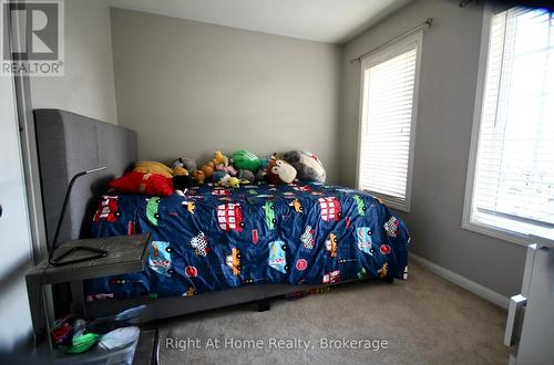 2253 Baronwood Drive, Oakville (1019 - Wm Westmount), ON - Indoor Photo Showing Bedroom