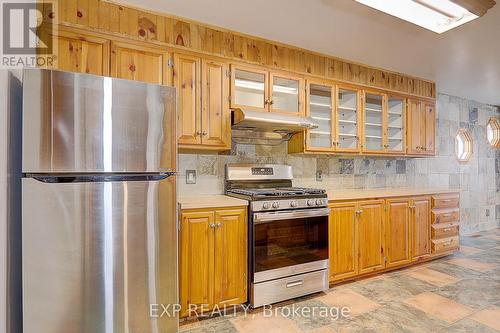 433 Lake Drive E, Georgina, ON - Indoor Photo Showing Kitchen