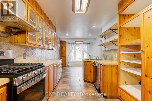 433 Lake Drive E, Georgina, ON - Indoor Photo Showing Kitchen With Double Sink