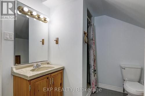 433 Lake Drive E, Georgina, ON - Indoor Photo Showing Bathroom