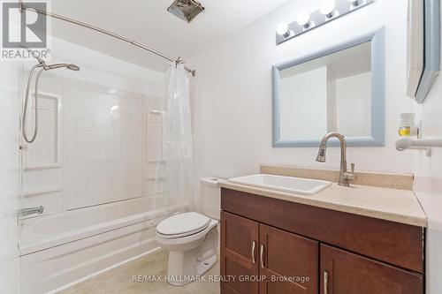 21 Montebello Lane, Ottawa, ON - Indoor Photo Showing Bathroom