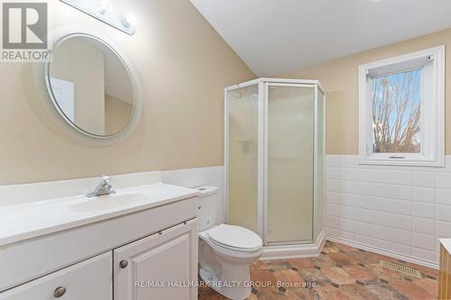 21 Montebello Lane, Ottawa, ON - Indoor Photo Showing Bathroom