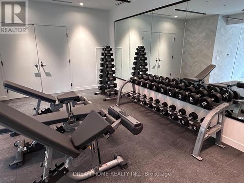 1603 - 117 Broadway Avenue, Toronto, ON - Indoor Photo Showing Gym Room