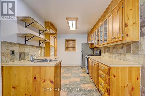 433 Lake Drive E, Georgina, ON - Indoor Photo Showing Kitchen With Double Sink