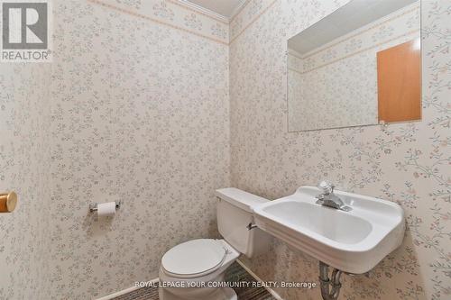 6162 Highway 9, King, ON - Indoor Photo Showing Bathroom