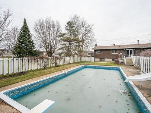 Pool - 190 Rg De La Montagne, Mont-Saint-Grégoire, QC - Outdoor With In Ground Pool With Backyard