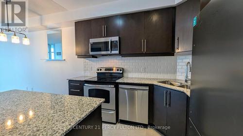 3702 - 223 Webb Drive, Mississauga, ON - Indoor Photo Showing Kitchen With Double Sink With Upgraded Kitchen