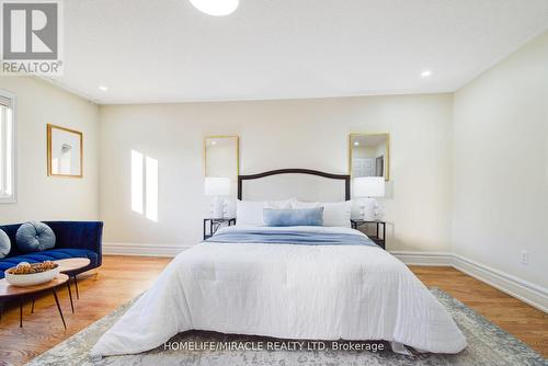 55 Lyndbrook Crescent, Brampton, ON - Indoor Photo Showing Bedroom