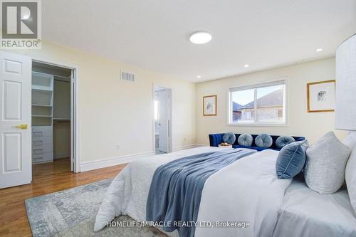 55 Lyndbrook Crescent, Brampton, ON - Indoor Photo Showing Bedroom