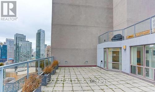 2508 - 24 Wellesley Street W, Toronto, ON - Outdoor With Exterior