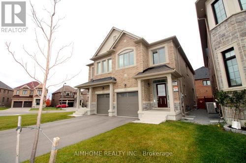 3 Terrain Court, East Gwillimbury, ON - Outdoor With Facade