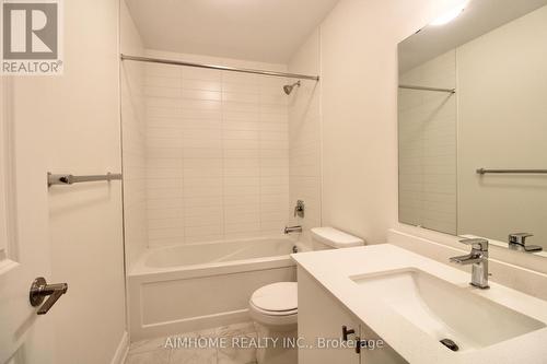 3 Terrain Court, East Gwillimbury, ON - Indoor Photo Showing Bathroom