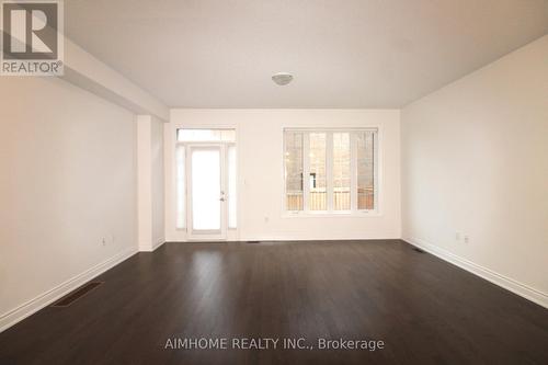 3 Terrain Court, East Gwillimbury, ON - Indoor Photo Showing Other Room