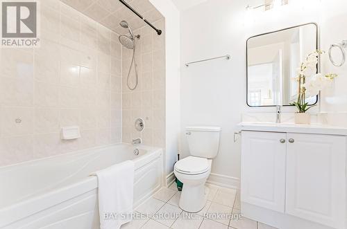 2092 Golden Orchard Trail, Oakville, ON - Indoor Photo Showing Bathroom