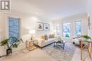 2092 Golden Orchard Trail, Oakville, ON  - Indoor Photo Showing Living Room 