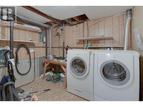 215 Holbrook Road E Lot# 16, Kelowna, BC - Indoor Photo Showing Laundry Room