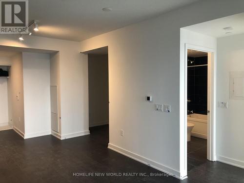 3301 - 238 Simcoe Street, Toronto, ON - Indoor Photo Showing Other Room