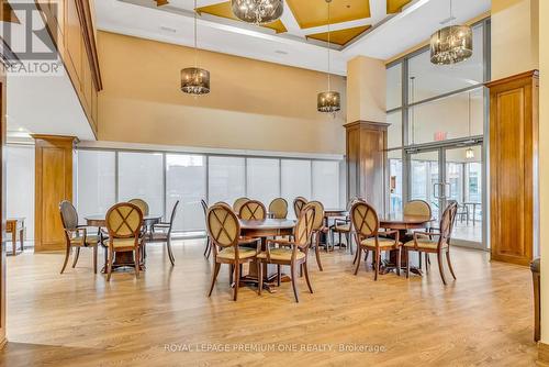 315 - 83 Woodbridge Avenue, Vaughan, ON - Indoor Photo Showing Dining Room