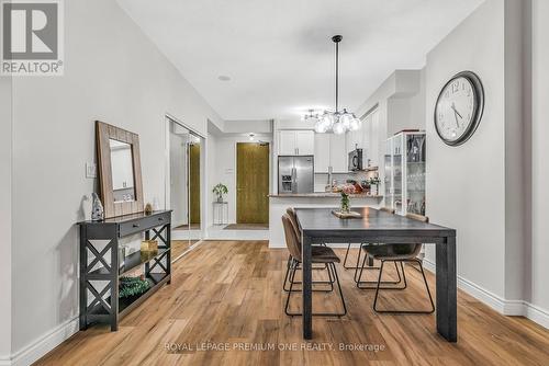 315 - 83 Woodbridge Avenue, Vaughan, ON - Indoor Photo Showing Dining Room