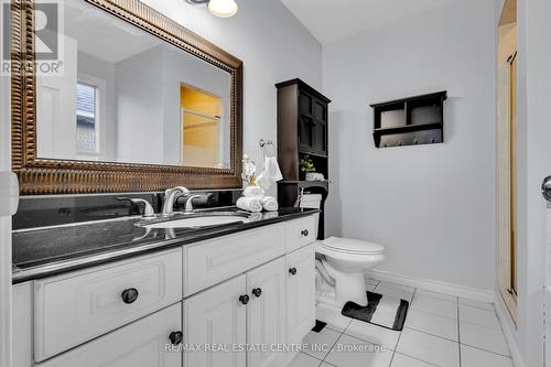 513 Britannia Avenue, Oshawa, ON - Indoor Photo Showing Bathroom