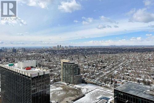 2806 - 2221 Yonge Street, Toronto, ON - Outdoor With View