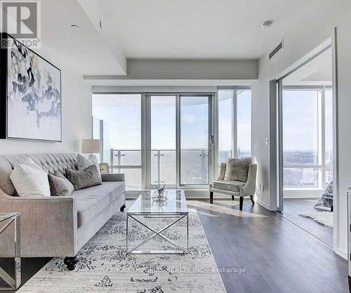 6008 - 1 Bloor Street, Toronto, ON - Indoor Photo Showing Living Room