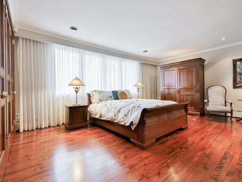 Chambre Ã  coucher principale - 106 Av. De Mortlake, Saint-Lambert, QC - Indoor Photo Showing Bedroom