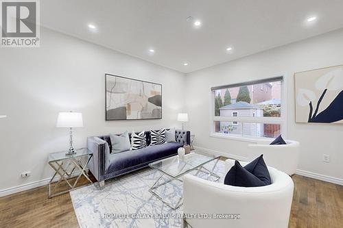 6 Durling Rock Street, Ajax, ON - Indoor Photo Showing Living Room