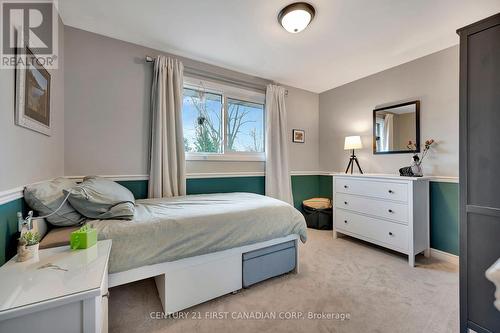 57 Hillier Crescent, Brantford, ON - Indoor Photo Showing Bedroom