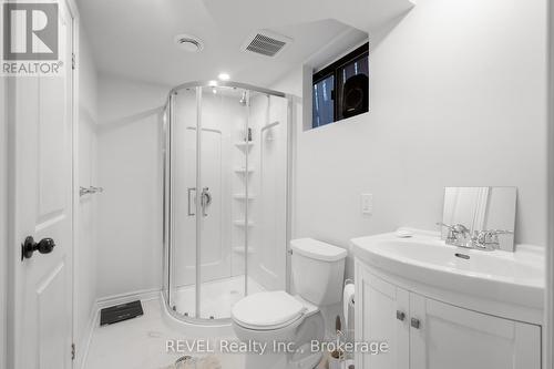 48 Valencourt Drive, Welland (767 - N. Welland), ON - Indoor Photo Showing Bathroom