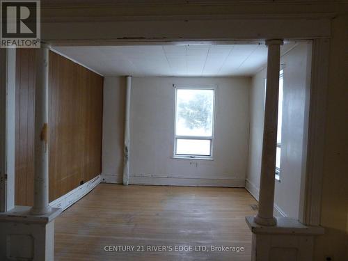 10680 Main Street, North Dundas, ON - Indoor Photo Showing Other Room