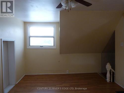 10680 Main Street, North Dundas, ON - Indoor Photo Showing Other Room