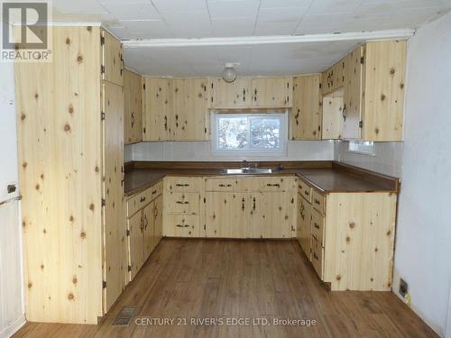 10680 Main Street, North Dundas, ON - Indoor Photo Showing Kitchen