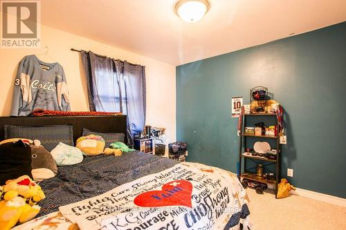 2340 Hyw 11 S, Oro-Medonte, ON - Indoor Photo Showing Bedroom