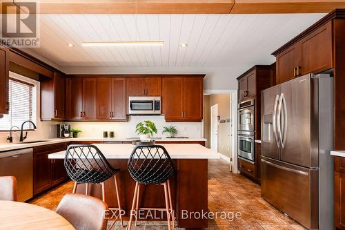 65 Buena Vista Drive, Orangeville, ON - Indoor Photo Showing Kitchen With Stainless Steel Kitchen