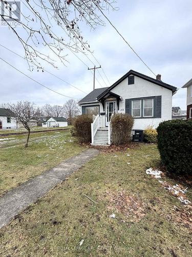 153 Kent Street, Port Colborne (878 - Sugarloaf), ON - Outdoor