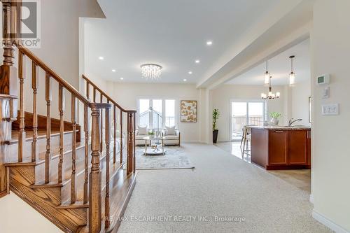 428 Dalgleish Trail, Hamilton, ON - Indoor Photo Showing Other Room