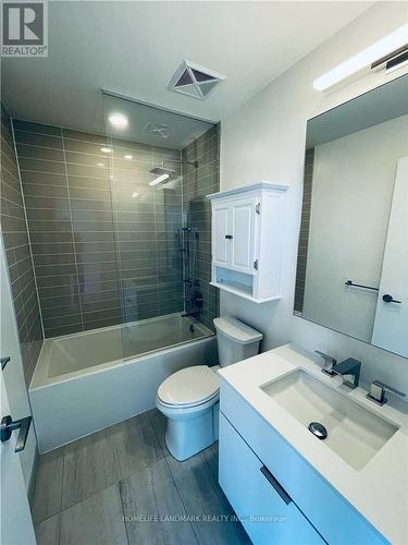 3716 - 20 Lombard Street, Toronto, ON - Indoor Photo Showing Bathroom