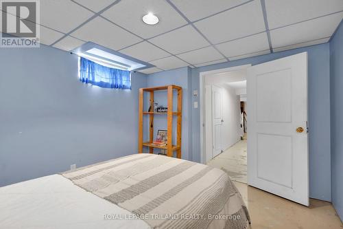 352 Baseline Road W, London, ON - Indoor Photo Showing Bedroom