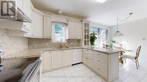 50 Oakhurst Drive, Vaughan, ON - Indoor Photo Showing Kitchen With Double Sink