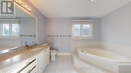 50 Oakhurst Drive, Vaughan, ON - Indoor Photo Showing Bathroom