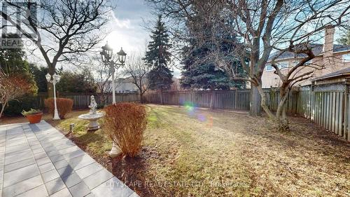 50 Oakhurst Drive, Vaughan, ON - Outdoor With Backyard