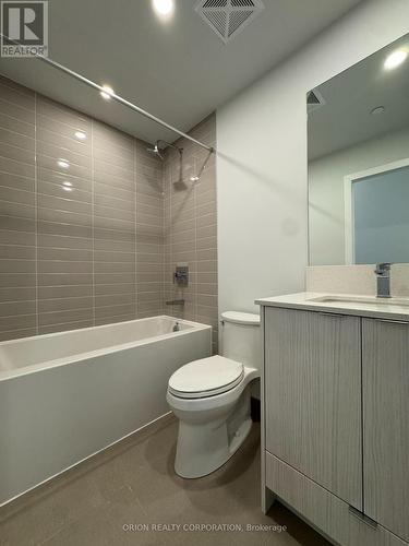 1103 - 4130 Parkside Village Drive, Mississauga, ON - Indoor Photo Showing Bathroom