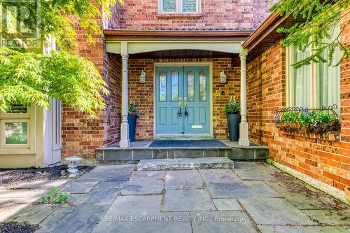 341 Acacia Court, Oakville, ON - Outdoor