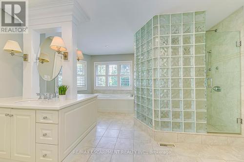 341 Acacia Court, Oakville, ON - Indoor Photo Showing Bathroom